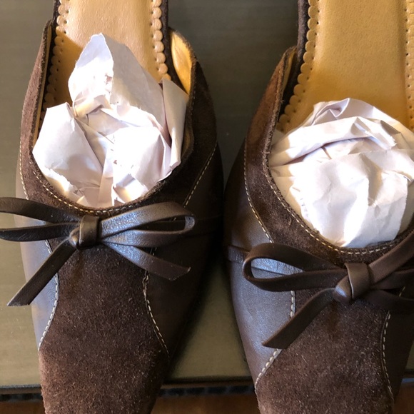 Mules - Picture 7 of 7